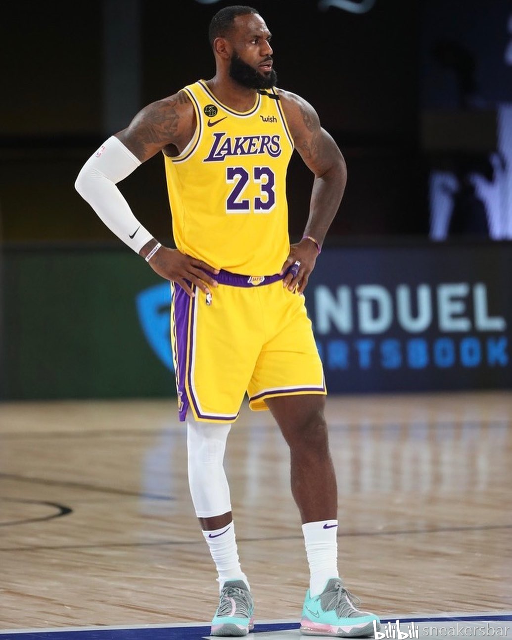 可持续发展是指，在生产、消费和环境污染的情况下，以发展人类生活水平、保护自然资源和环境的稳定发展态势。其宗旨是保护、持续使用和改善地球生态系统，在保持人类及其自然资源保护安全的前提下，实现社会经济尽可能长时间的可持续发展。